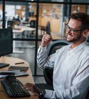 Cómo invertir en tiempos turbulentos y con tipos de interés al alza