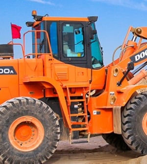 Imagen de un tractor de color naranja