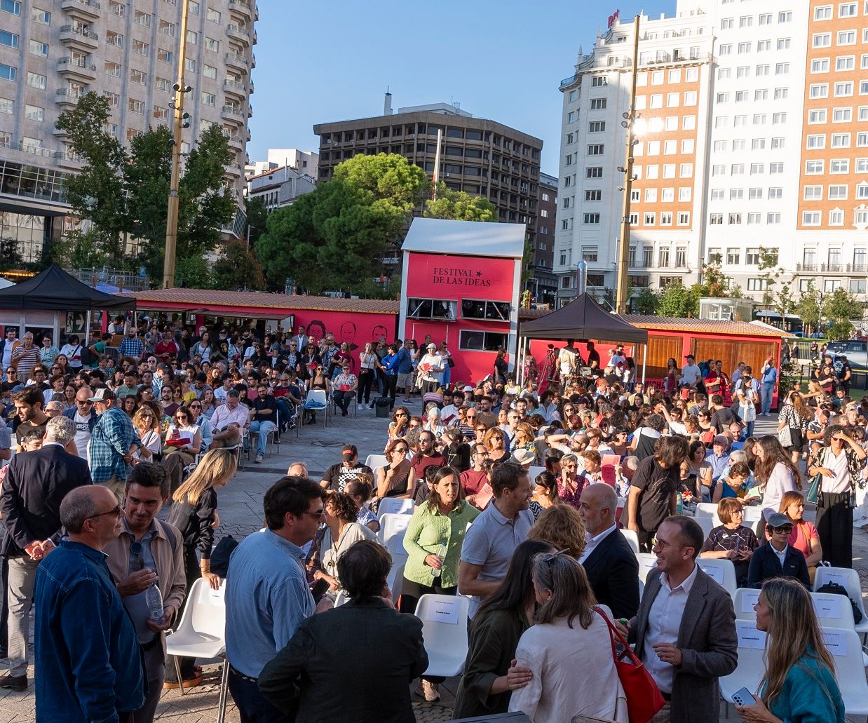 useful description of image if informative and not decoration only.