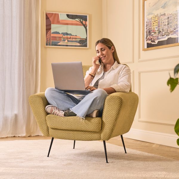 useful description of image if informative and not decoration only.